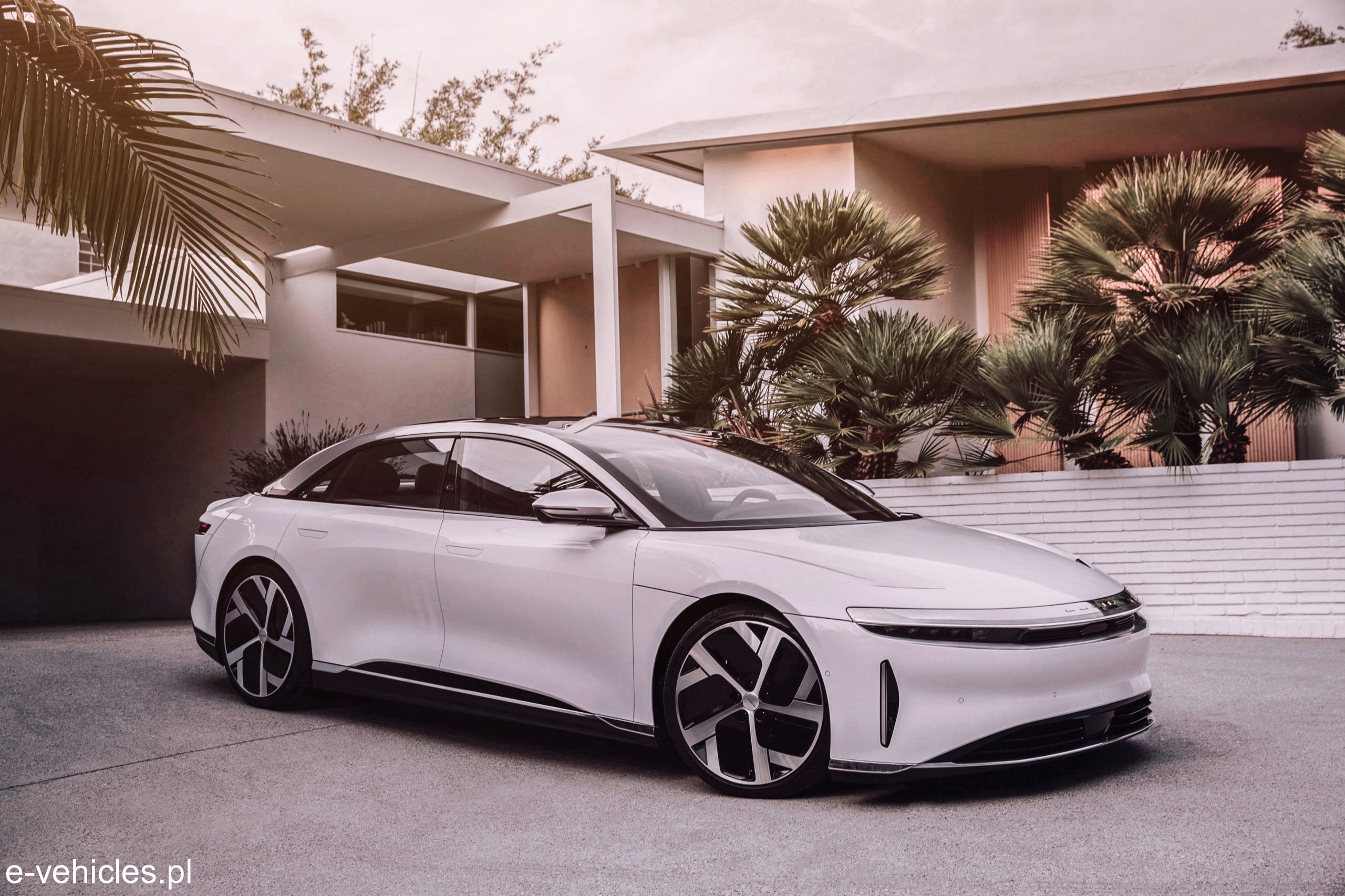 Lucid Air Grand Touring