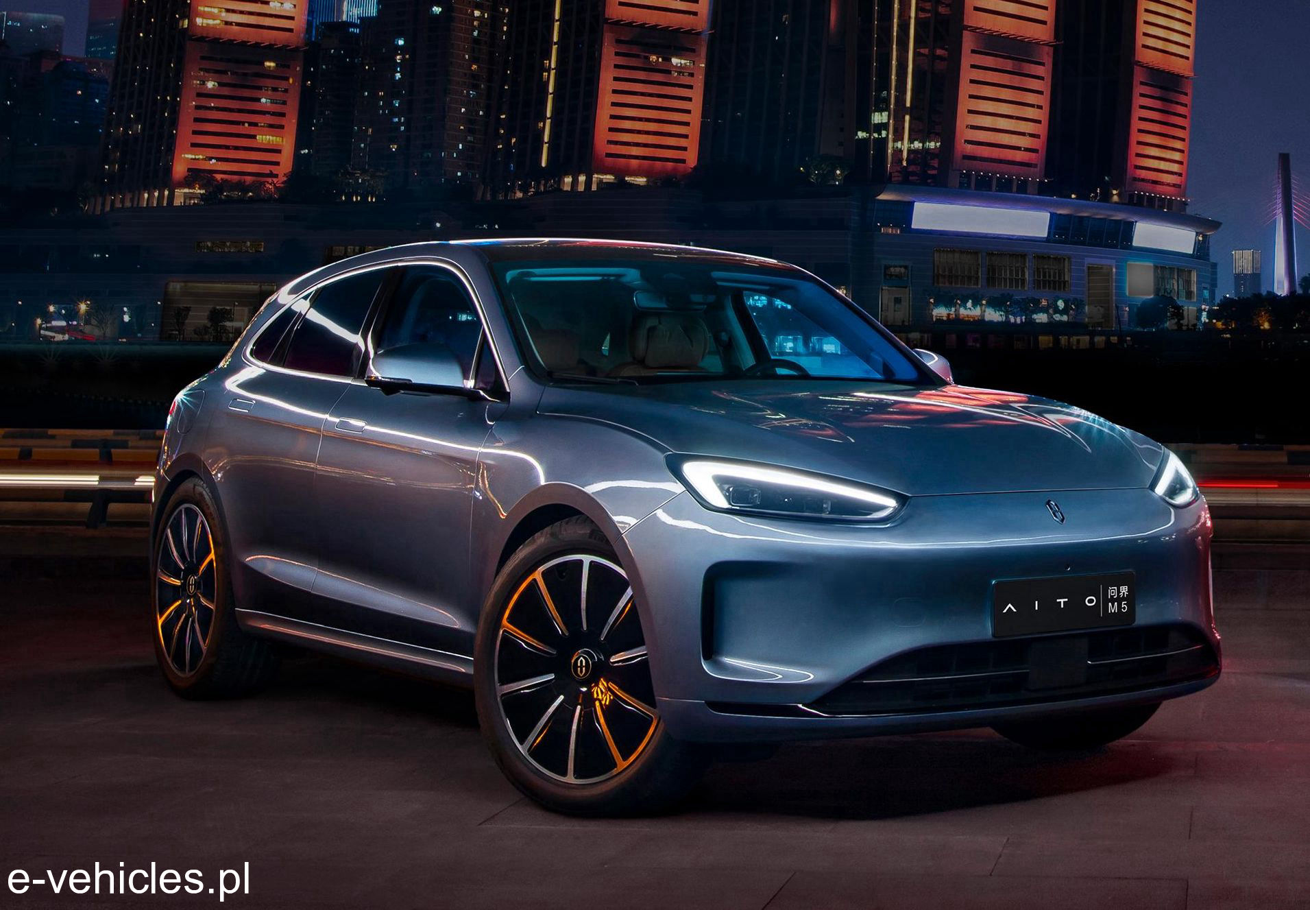 AITO M5 EV